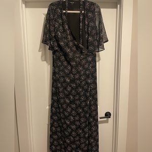 Size L wrap dress